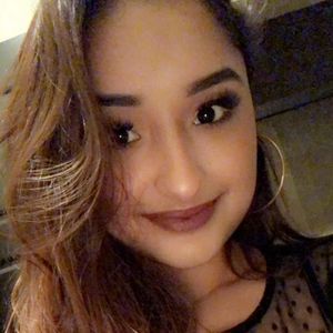 Meet your Posher, Yahaira